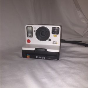i-TYPE POLAROID CAMERA